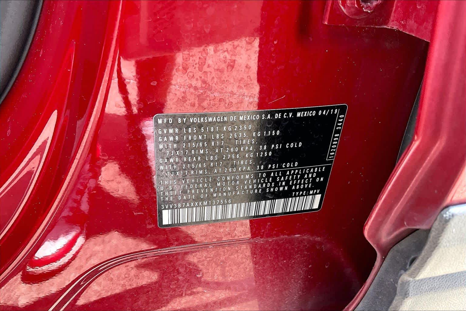 2019 Volkswagen Tiguan SE Cardinal Red Metallic at AutoNation USA Katy