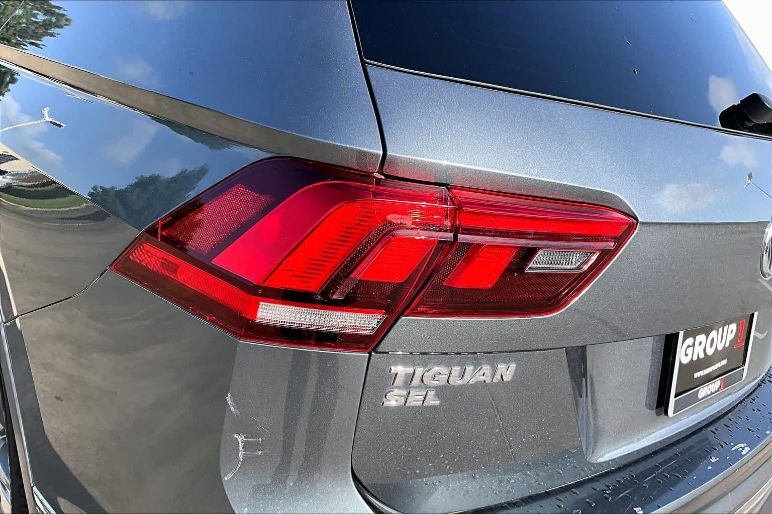 2018 Volkswagen Tiguan SEL Premium Platinum Gray Metallic at Beck & Masten Kia