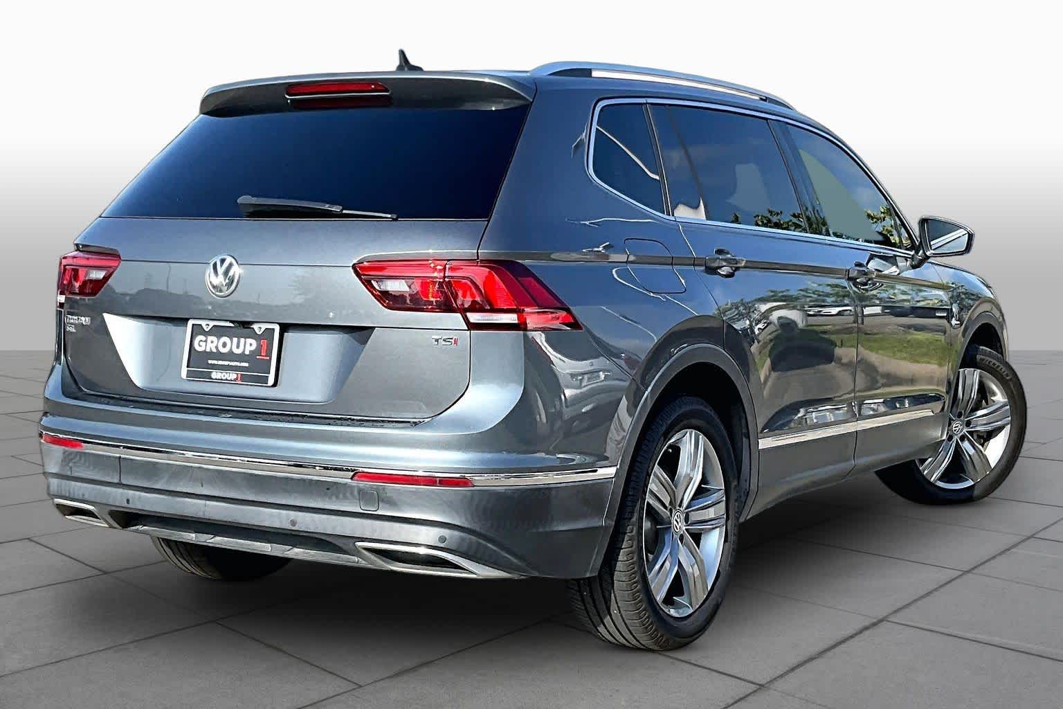 2018 Volkswagen Tiguan SEL Premium Platinum Gray Metallic at Beck & Masten Kia