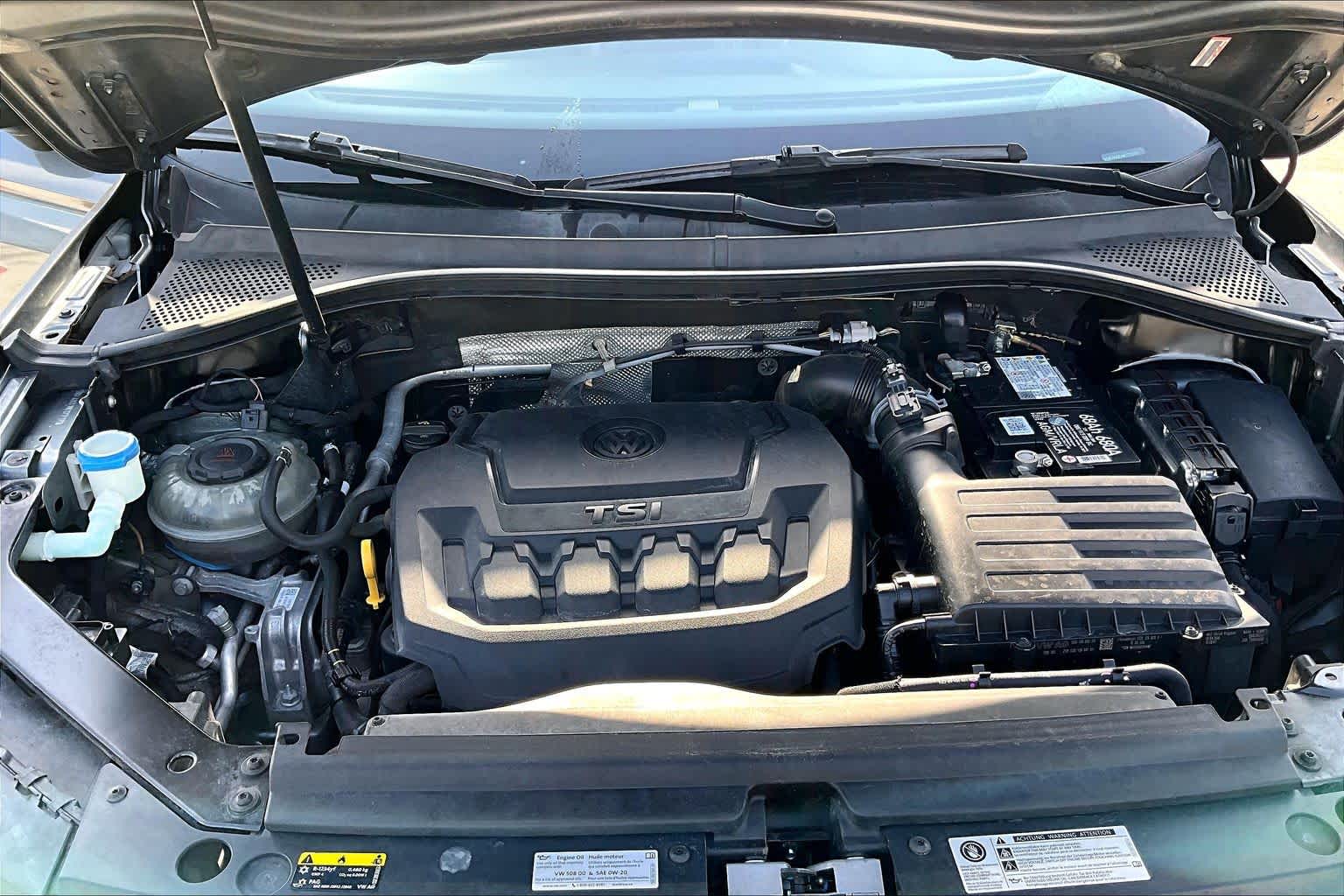 2018 Volkswagen Tiguan SEL Premium Platinum Gray Metallic at Beck & Masten Kia