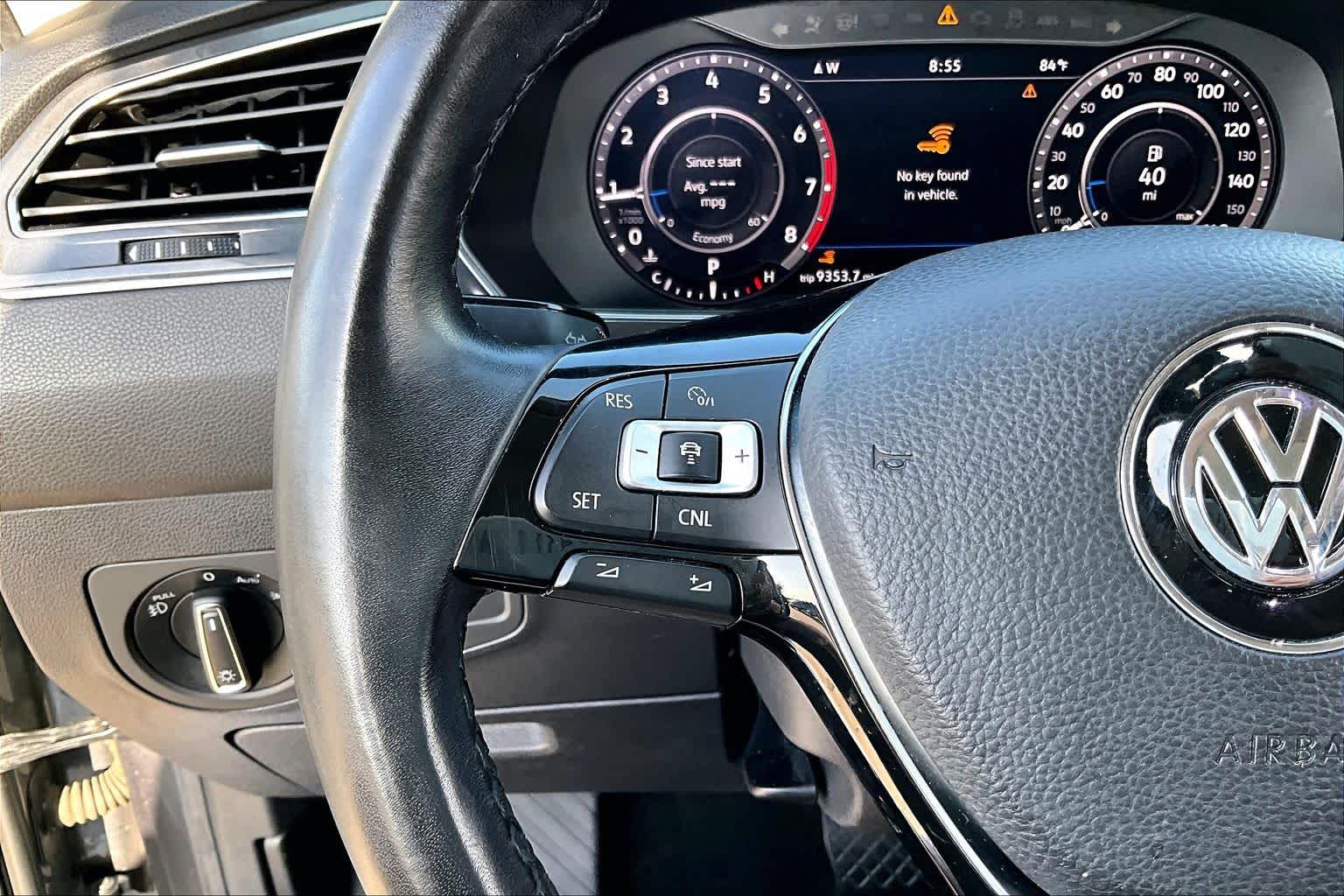 2018 Volkswagen Tiguan SEL Premium Platinum Gray Metallic at Beck & Masten Kia