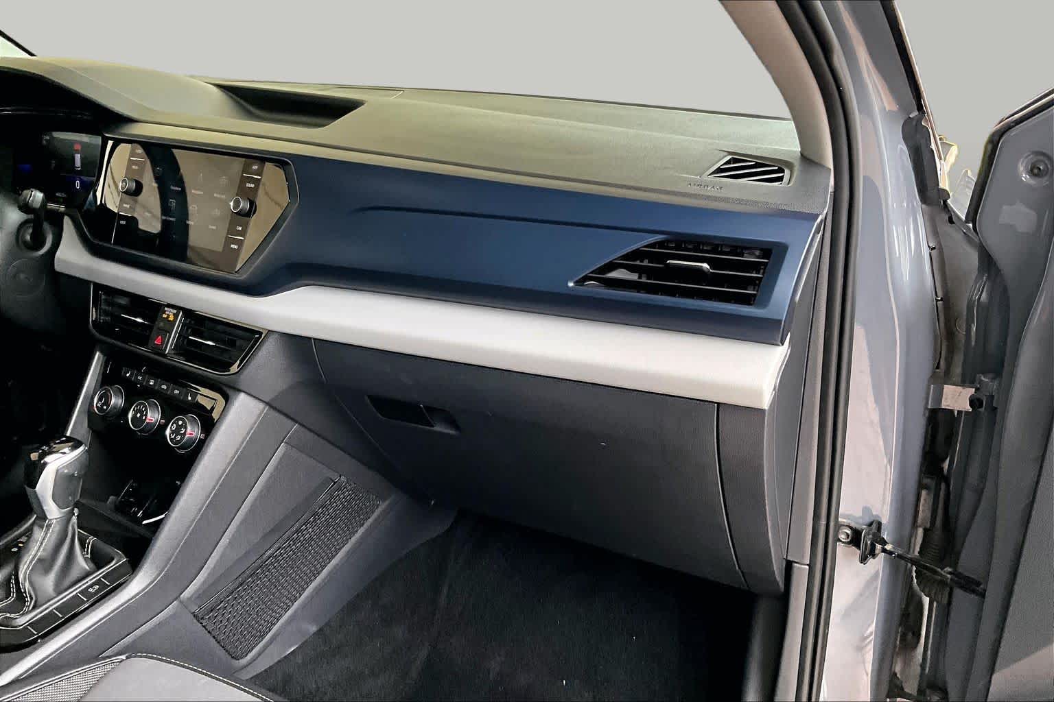2023 Volkswagen Taos SE Pure Gray w/Black Roof at Westside Kia