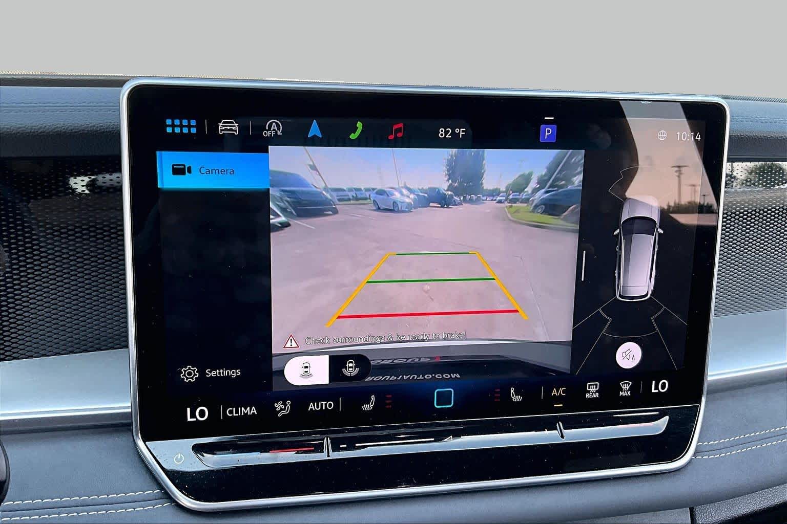 2025 Volkswagen Tiguan photo 25 of 35