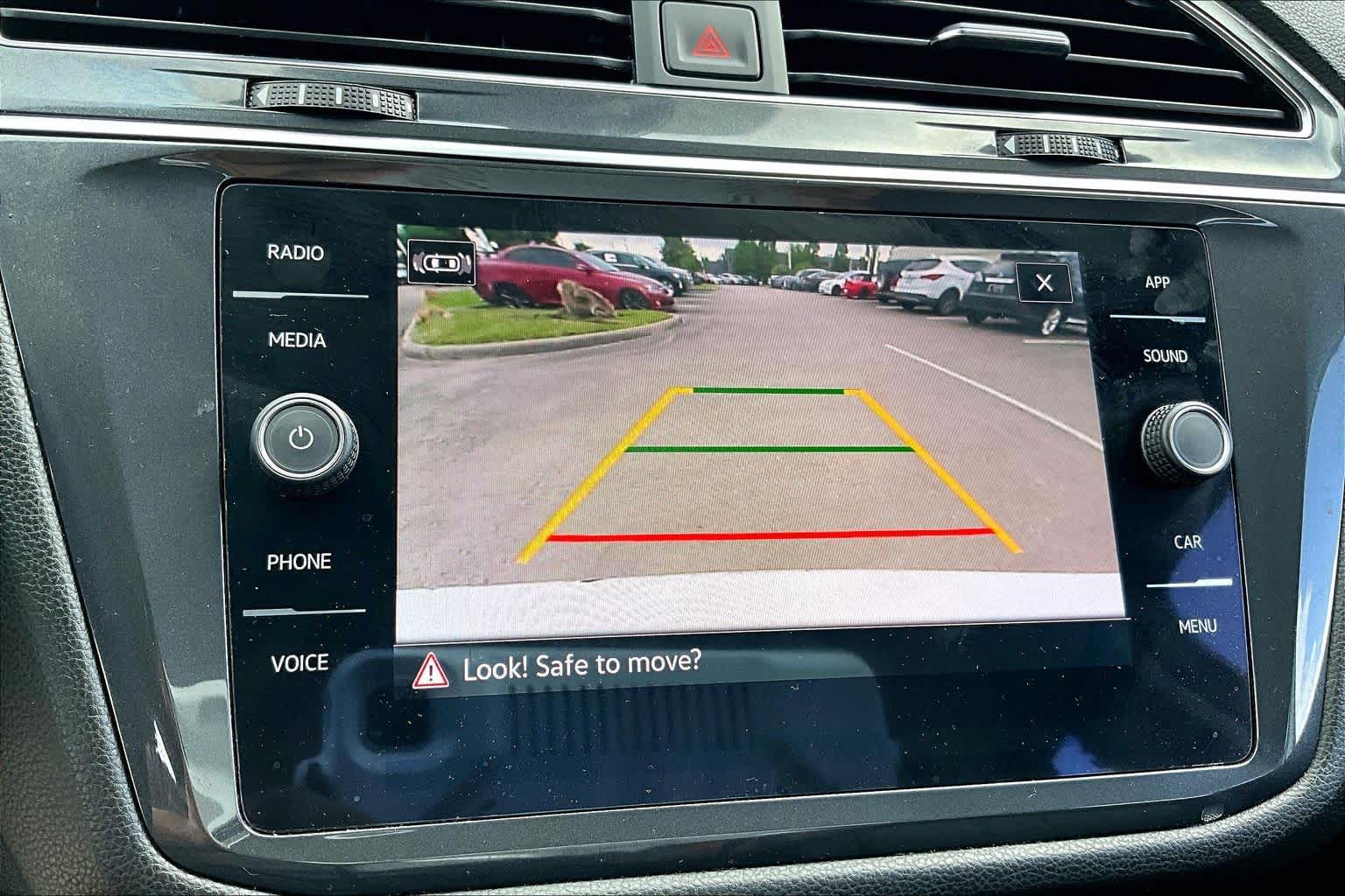 2023 Volkswagen Tiguan SE Opal White Pearl at Auto Boutique Texas