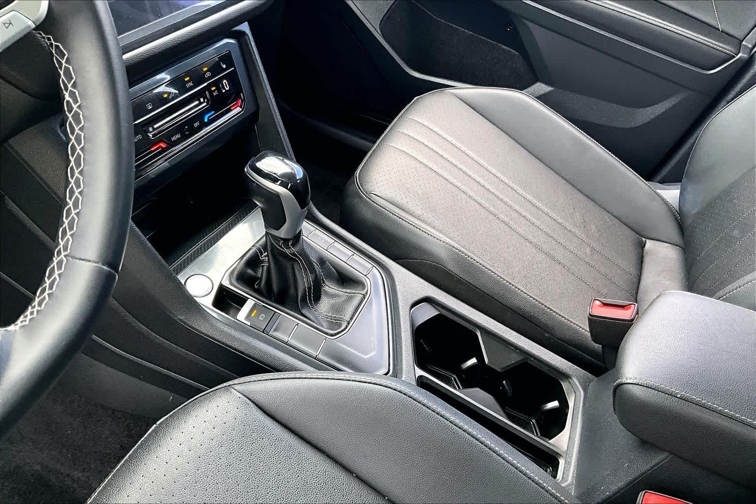 2023 Volkswagen Tiguan SE Opal White Pearl at Auto Boutique Texas