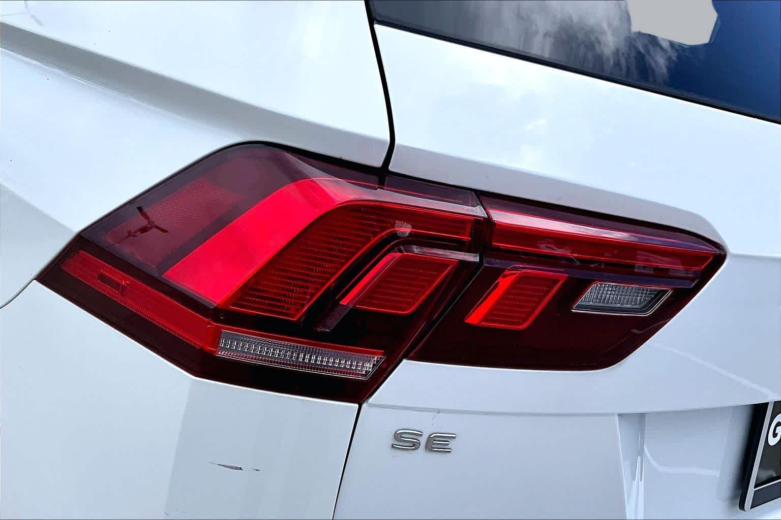 2023 Volkswagen Tiguan SE Opal White Pearl at Auto Boutique Texas