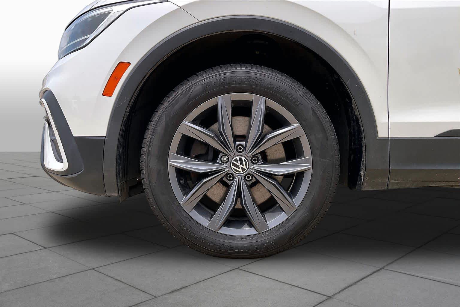 2023 Volkswagen Tiguan SE Opal White Pearl at Sterling McCall Nissan