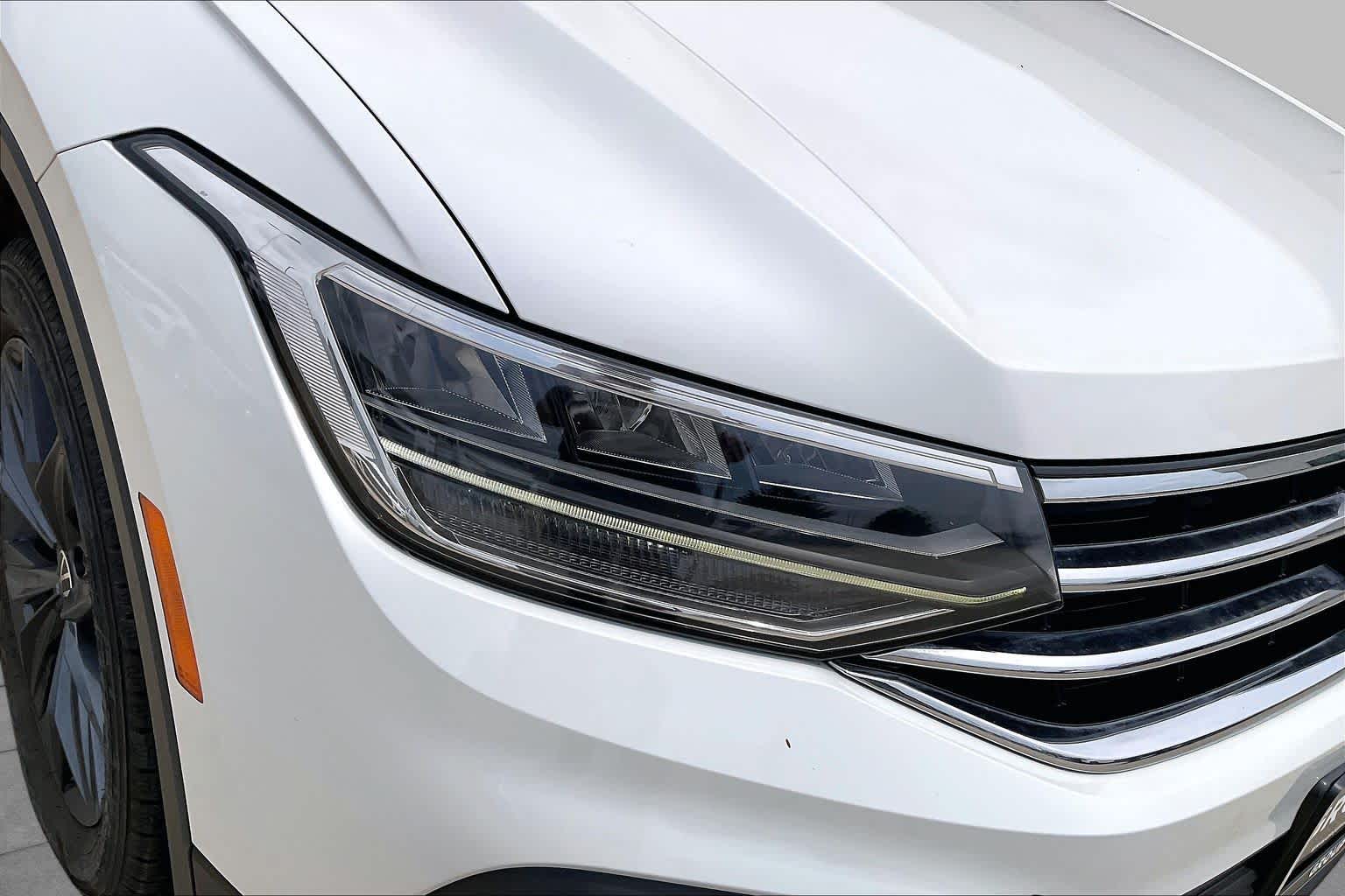 2023 Volkswagen Tiguan SE Opal White Pearl at Sterling McCall Nissan