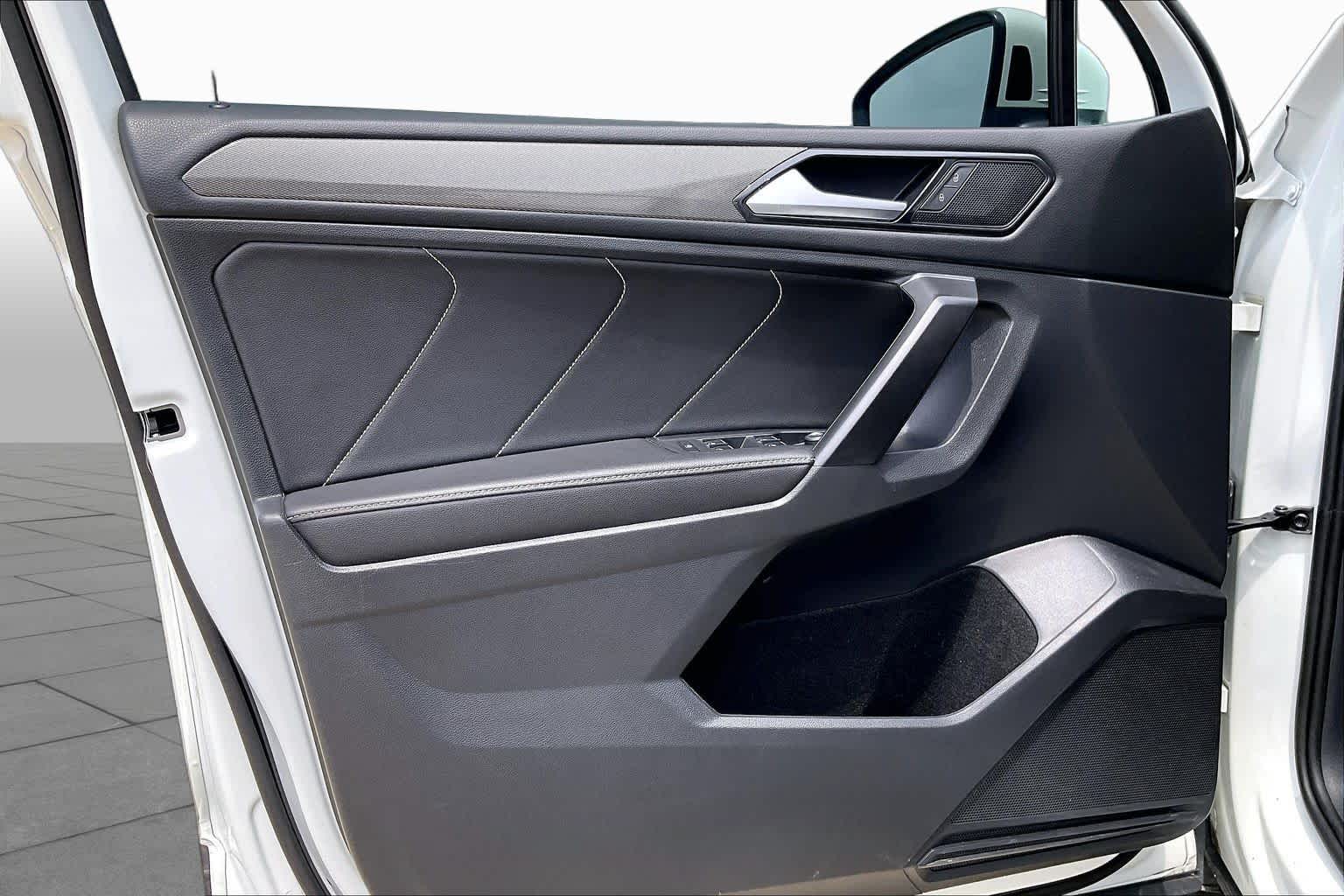 2023 Volkswagen Tiguan SE Opal White Pearl at Sterling McCall Nissan