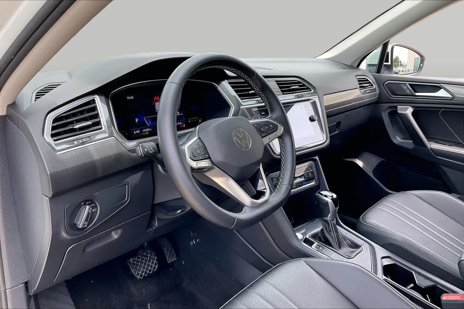 2023 Volkswagen Tiguan SE Opal White Pearl at Sterling McCall Nissan