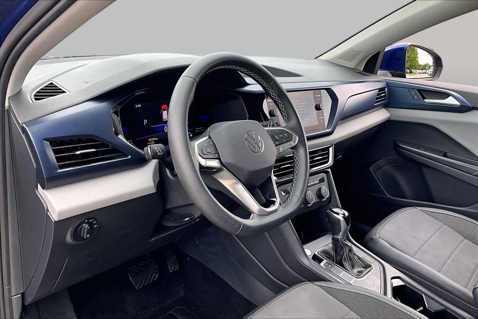 2022 Volkswagen Taos SE Dusk Blue Metallic at Beck & Masten Kia