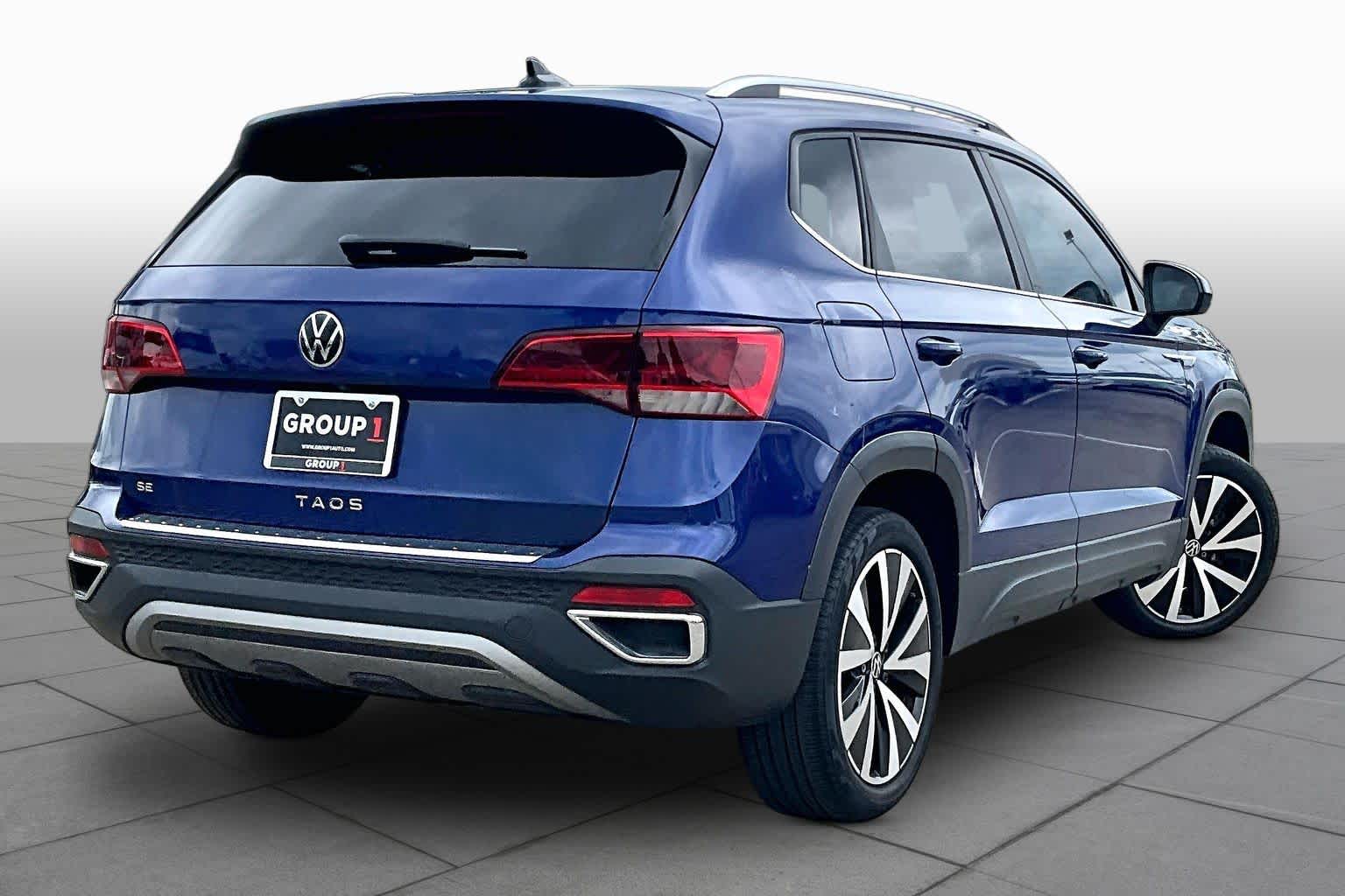2022 Volkswagen Taos SE Dusk Blue Metallic at Beck & Masten Kia