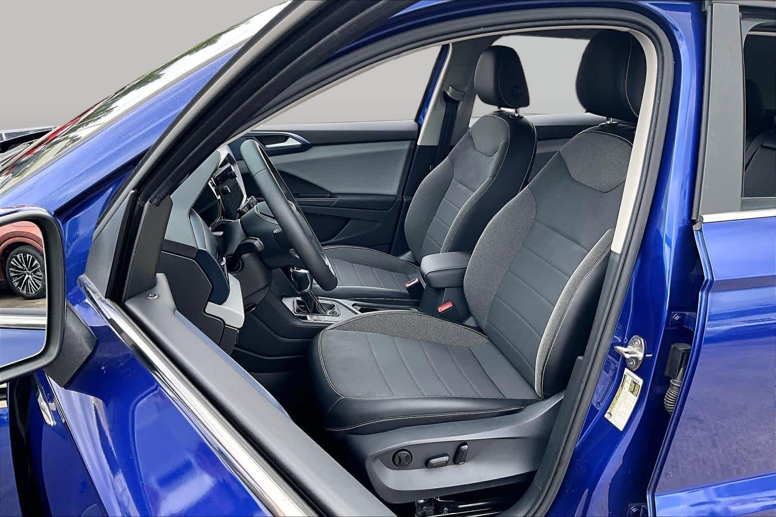 2022 Volkswagen Taos SE Dusk Blue Metallic at Beck & Masten Kia