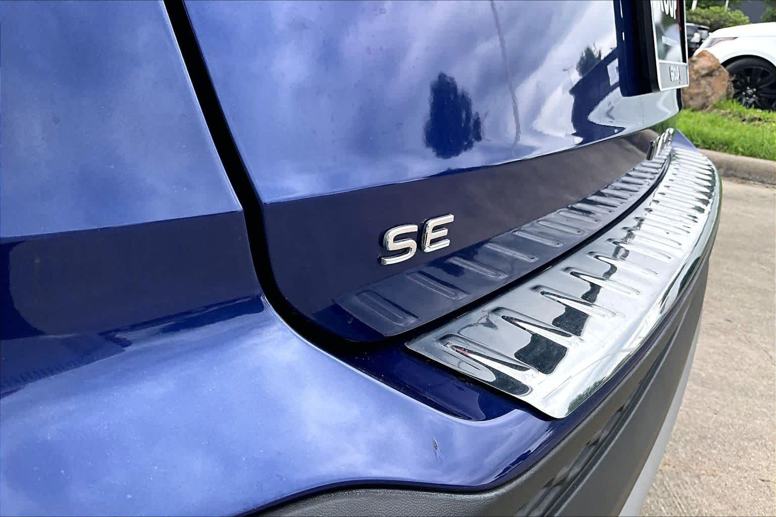 2022 Volkswagen Taos SE Dusk Blue Metallic at Beck & Masten Kia