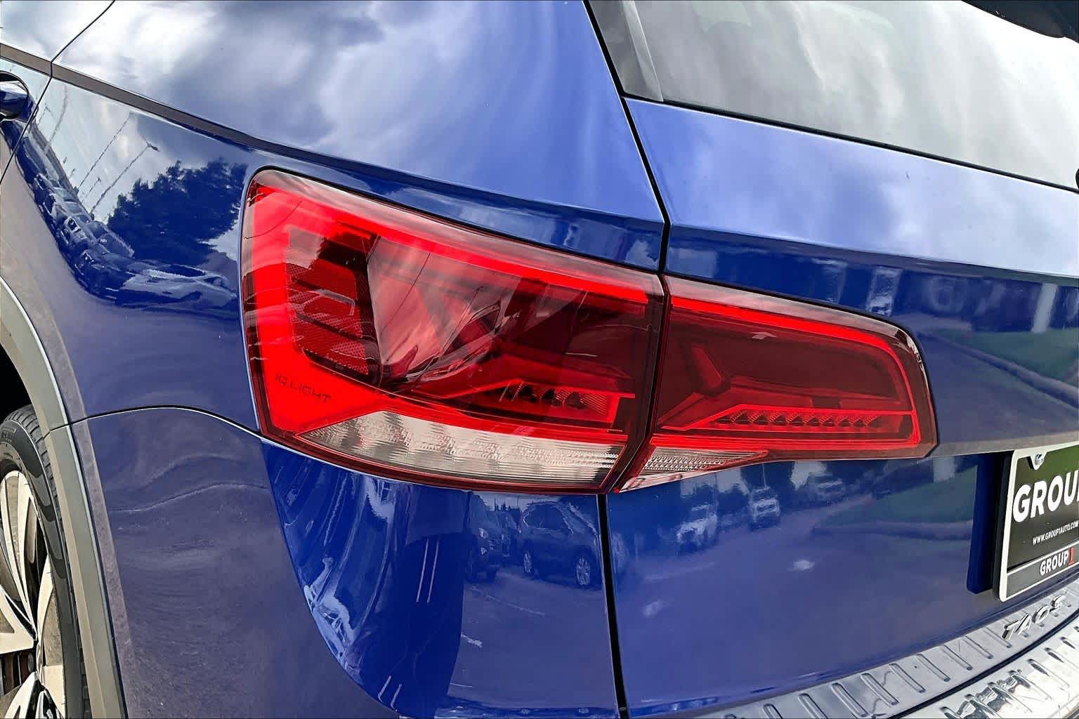 2022 Volkswagen Taos SE Dusk Blue Metallic at Beck & Masten Kia