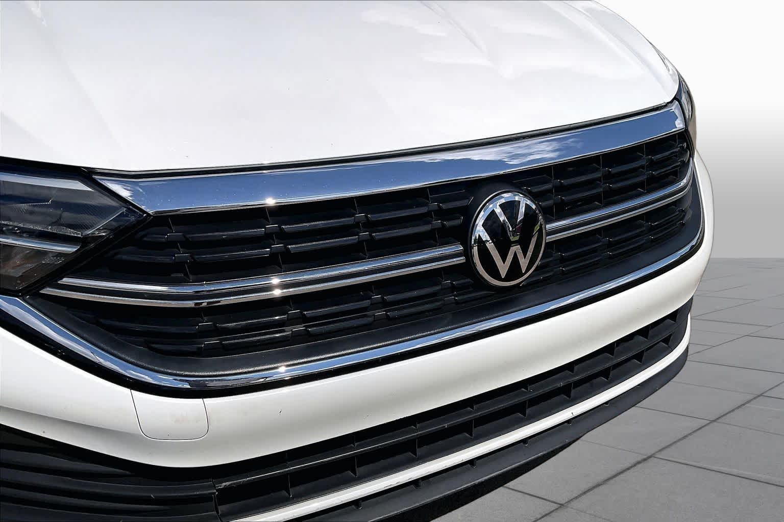 2024 Volkswagen Jetta SE Opal White Pearl at Lone Star Chevrolet
