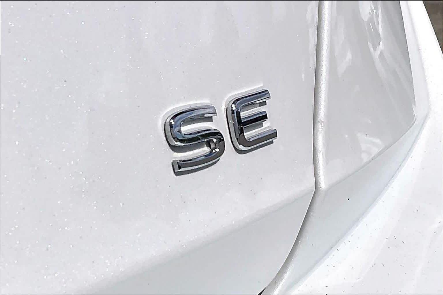 2024 Volkswagen Jetta SE Opal White Pearl at Lone Star Chevrolet