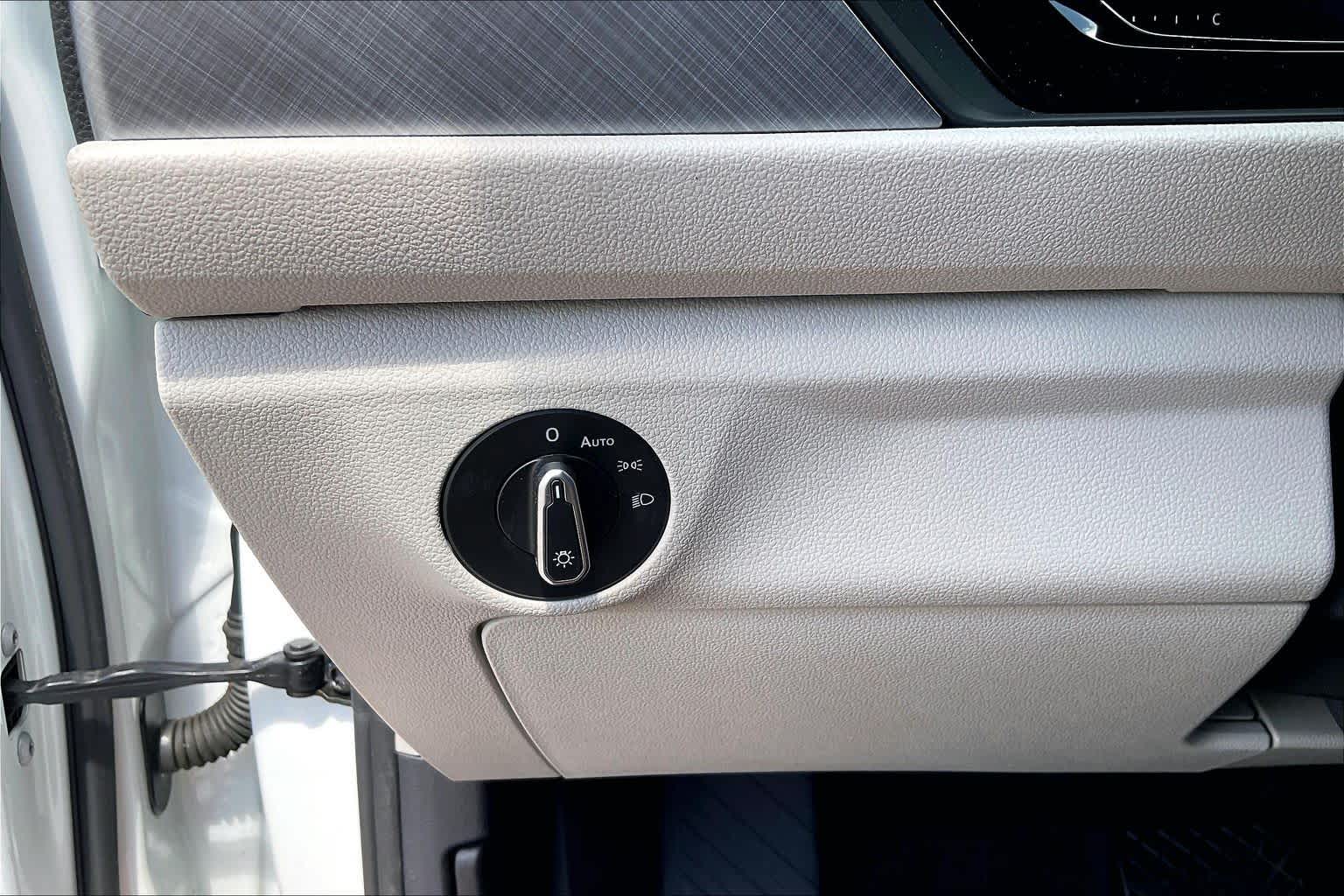 2024 Volkswagen Jetta SE Opal White Pearl at Lone Star Chevrolet
