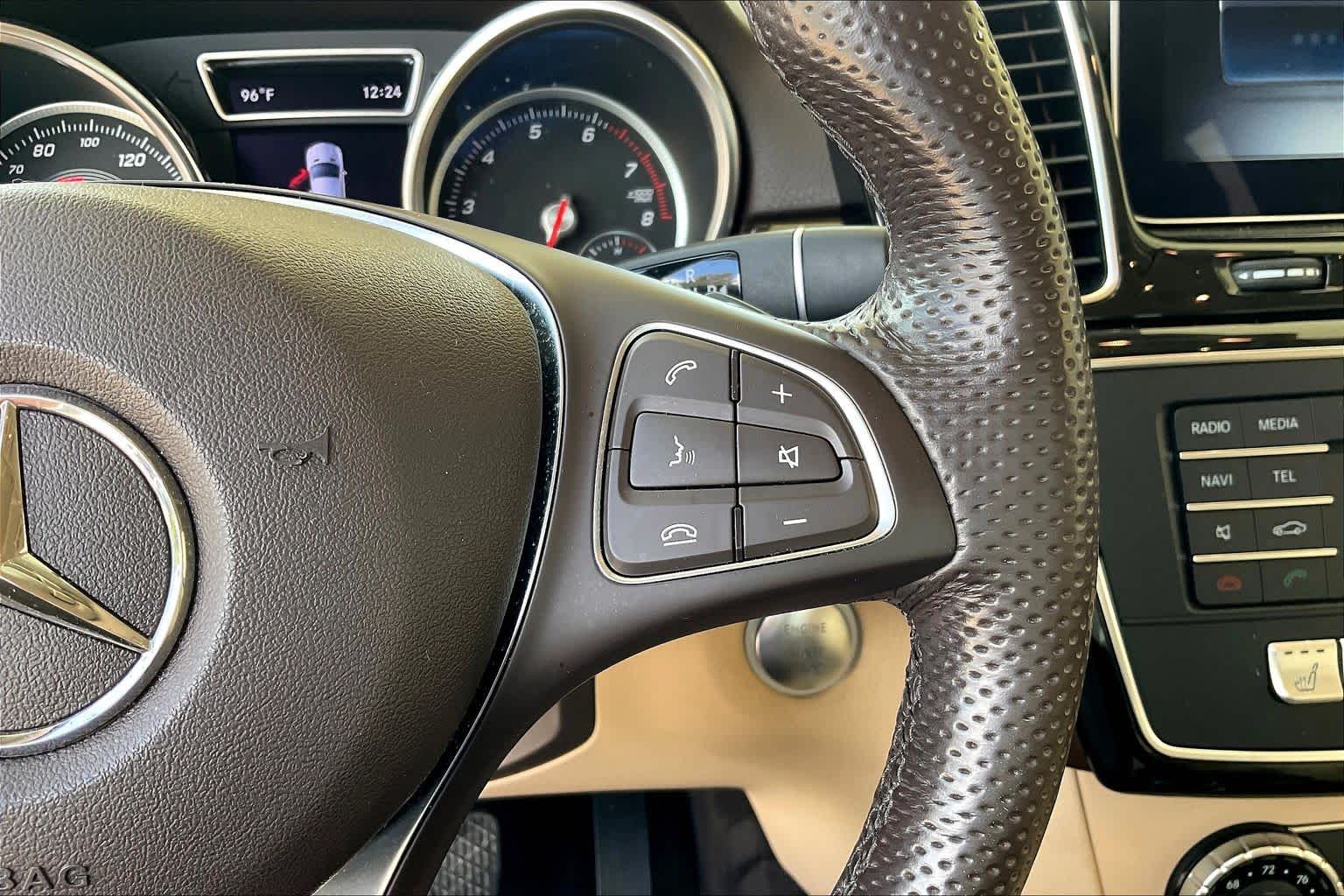 2018 Mercedes-Benz GLE 350 GLE 350 Polar White at Lexus Southwest Houston