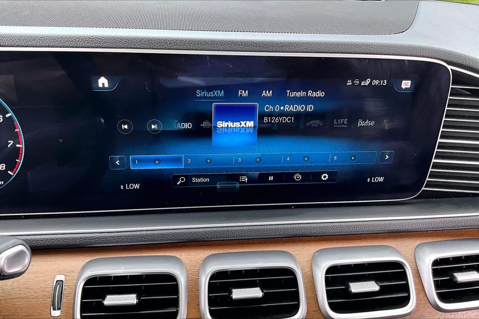 2022 Mercedes-Benz GLE 350 GLE 350 Polar White at Lexus of Clear Lake