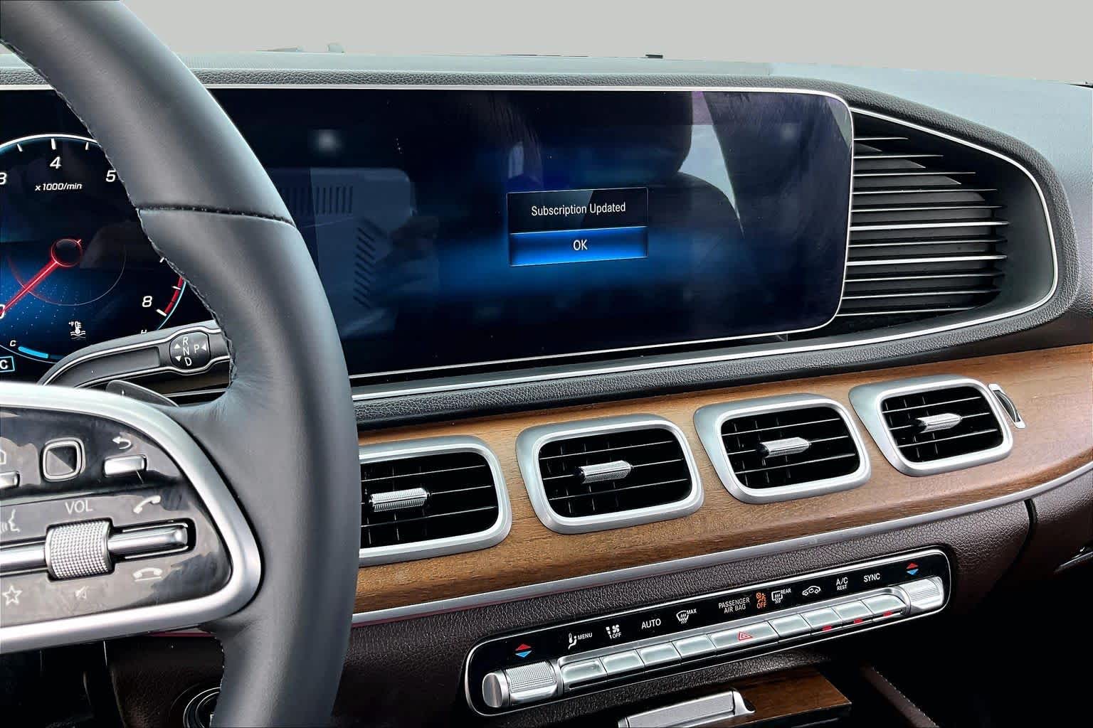 2022 Mercedes-Benz GLE 350 GLE 350 Polar White at Lexus of Clear Lake