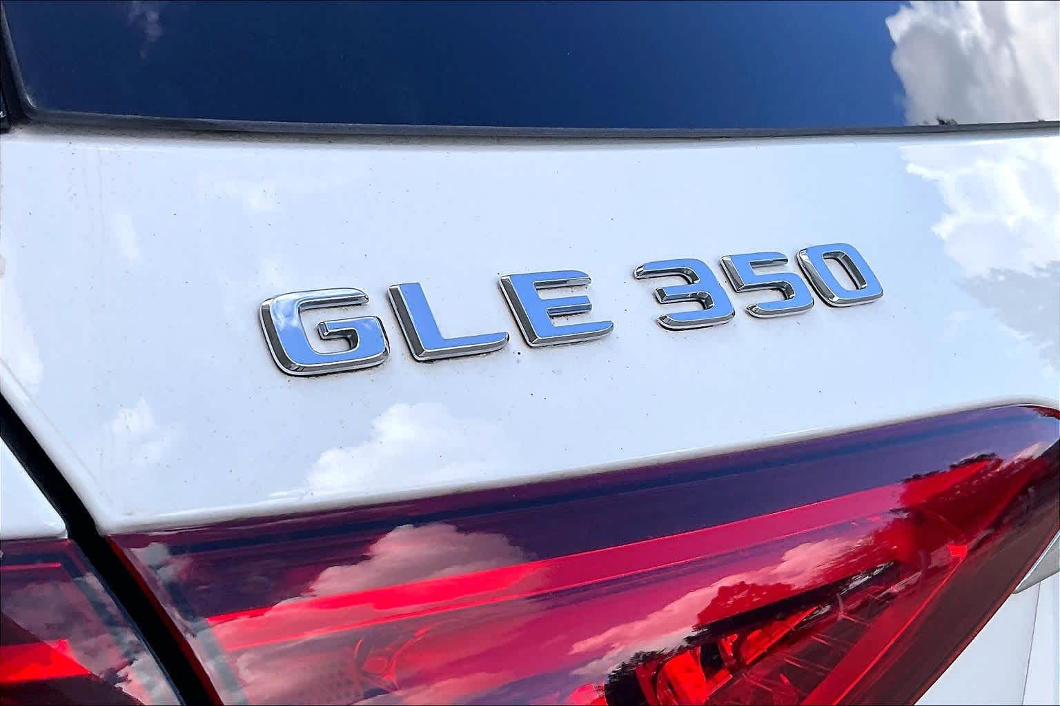 2021 Mercedes-Benz GLE 350 photo 29 of 35