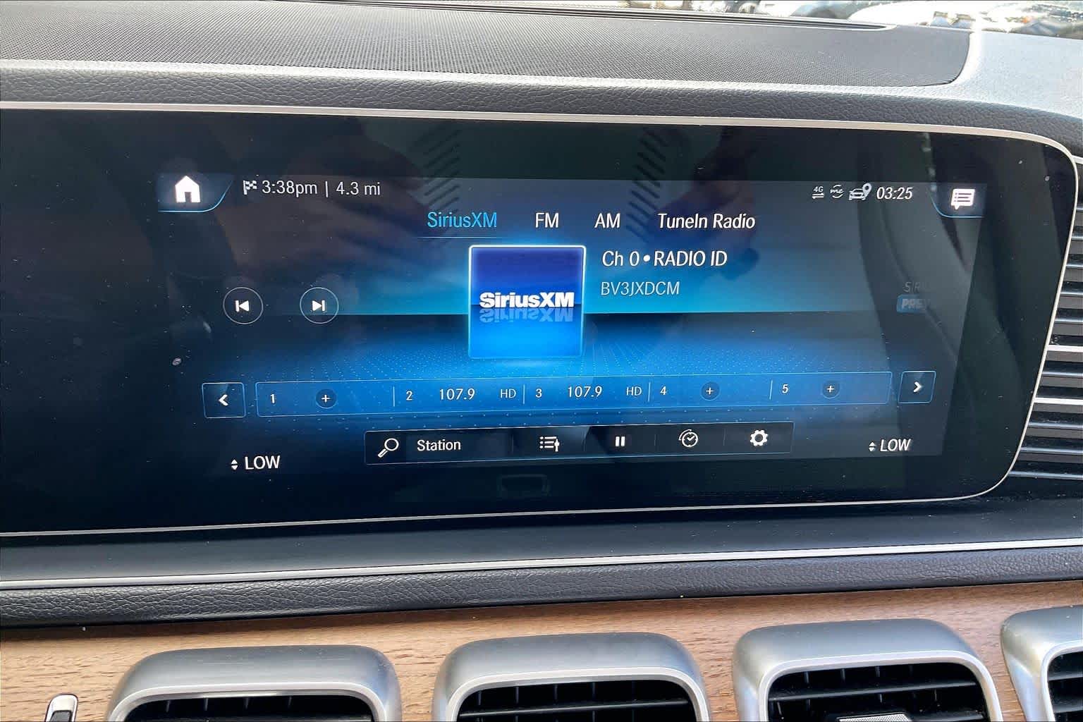 2021 Mercedes-Benz GLE 350 photo 32 of 35
