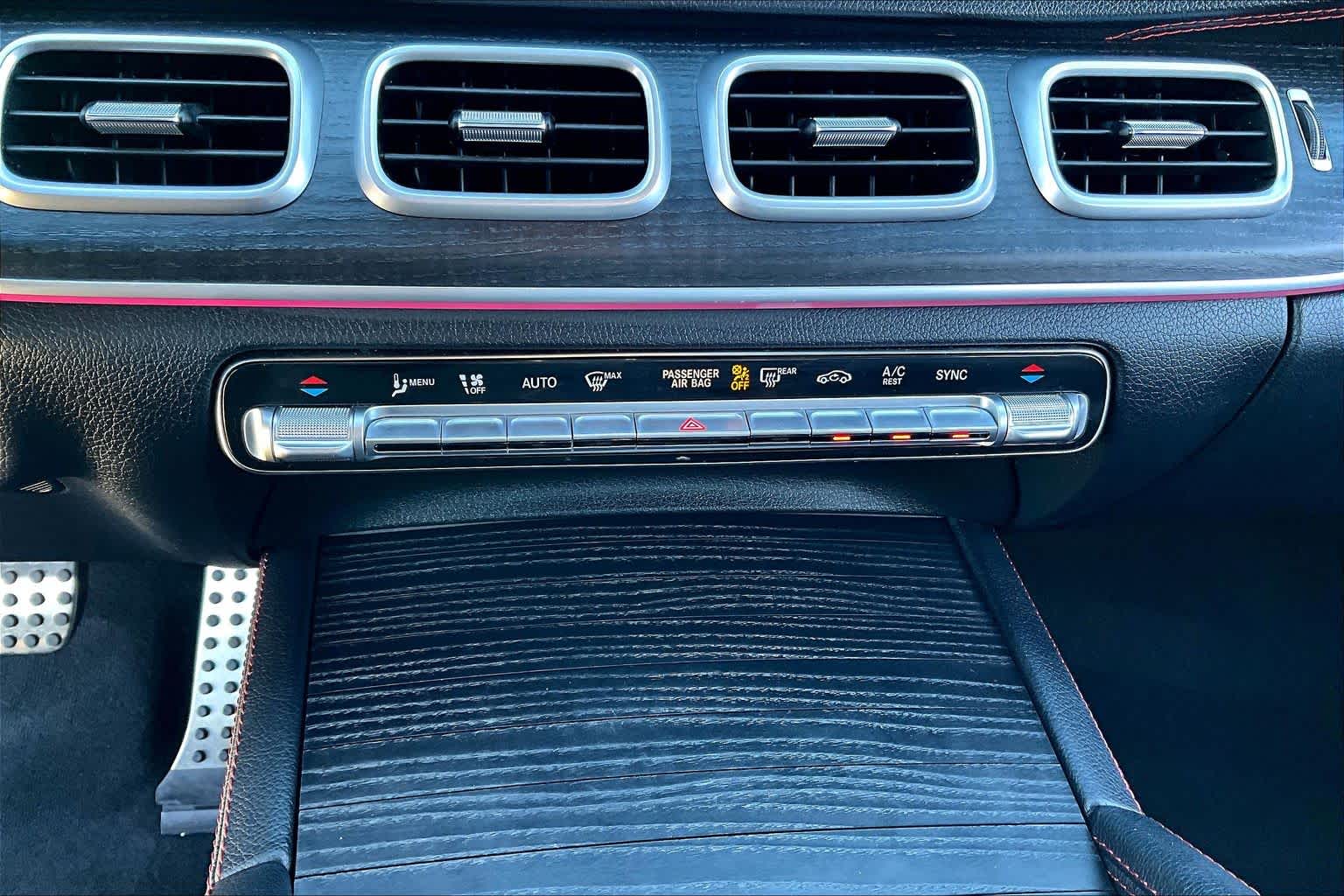 2023 Mercedes-Benz GLE AMG GLE 53 MANUFAKTUR Diamond White Metallic at AutoNation Toyota Gulf Fwy