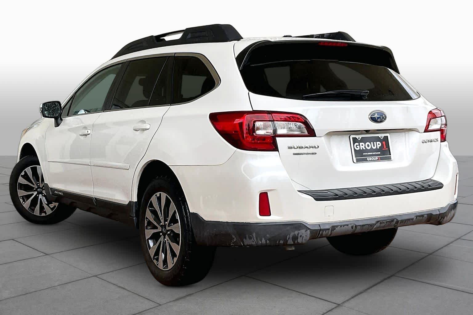 2015 Subaru Outback 2.5i Limited Crystal White Pearl at AutoNation USA Katy