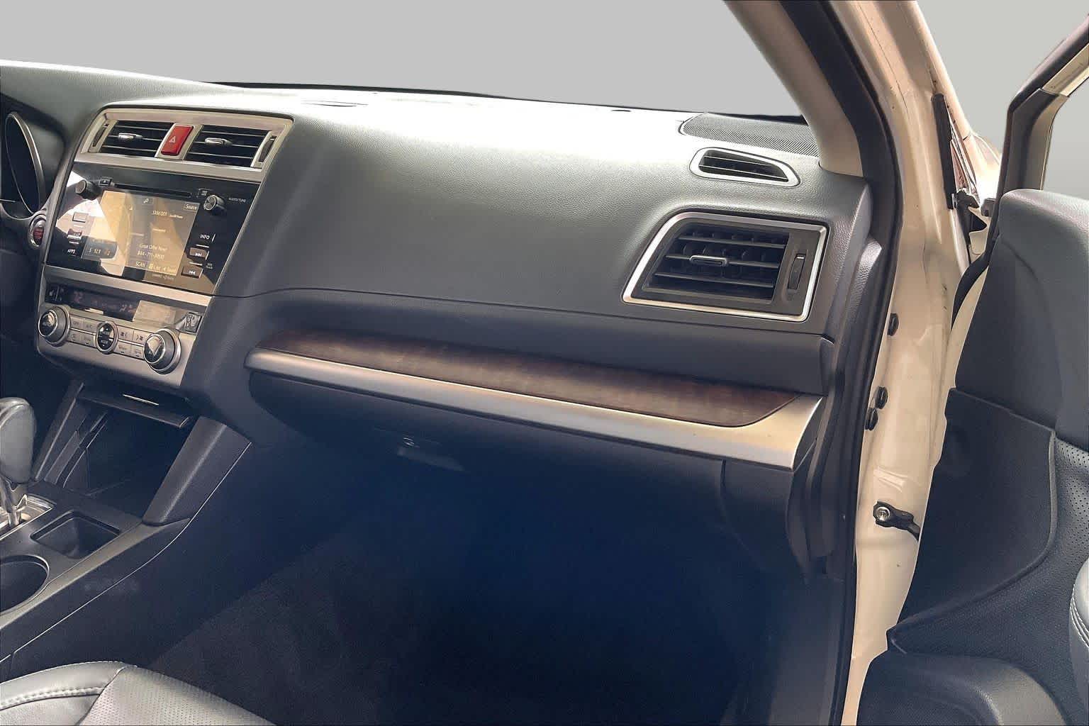 2015 Subaru Outback 2.5i Limited Crystal White Pearl at AutoNation USA Katy