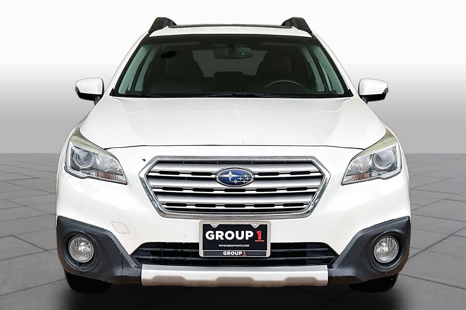 2015 Subaru Outback 2.5i Limited Crystal White Pearl at AutoNation USA Katy