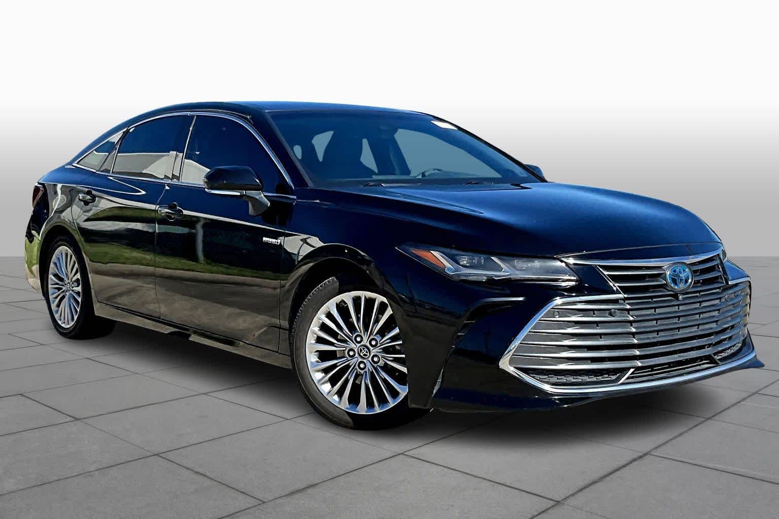 2019 Toyota Avalon Hybrid Limited Midnight Black Metallic at Lexus Southwest Houston
