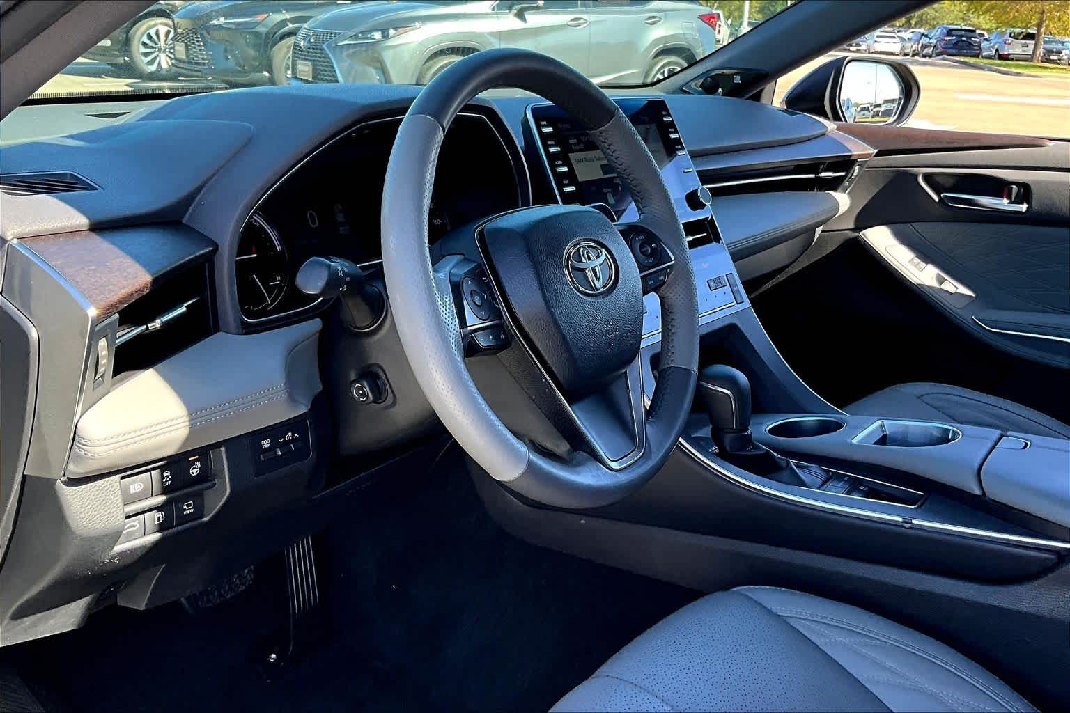 2019 Toyota Avalon Hybrid Limited Midnight Black Metallic at Lexus Southwest Houston