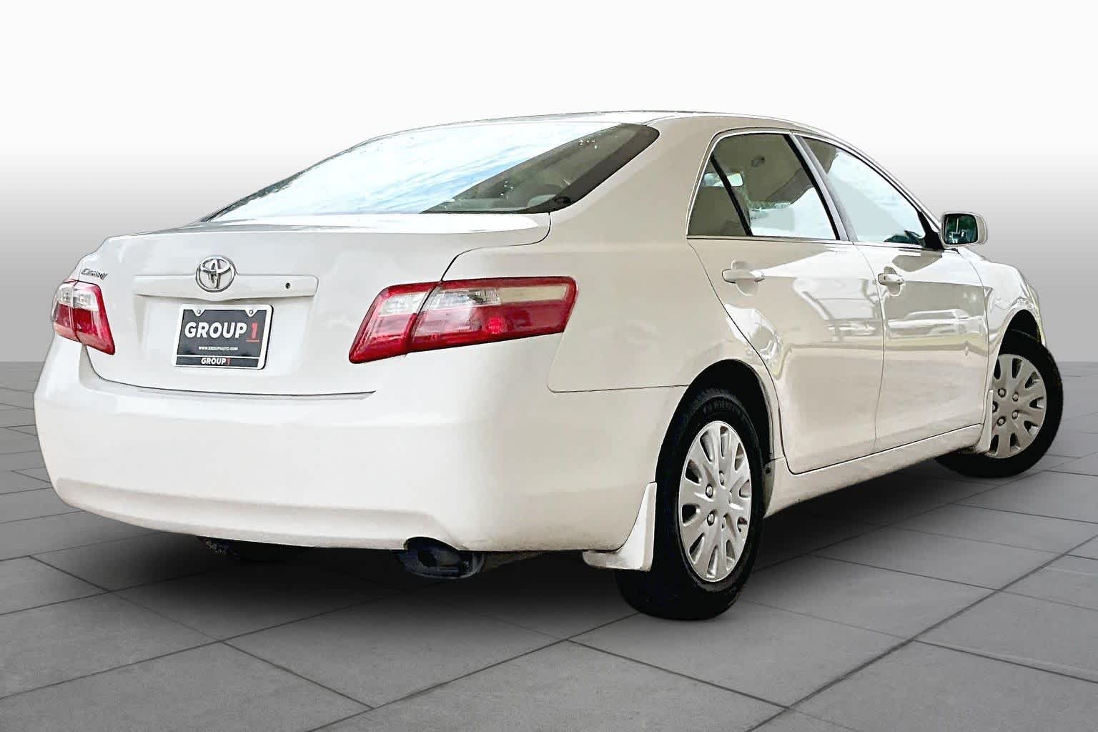 2009 Toyota Camry  Super White at AutoNation USA Houston