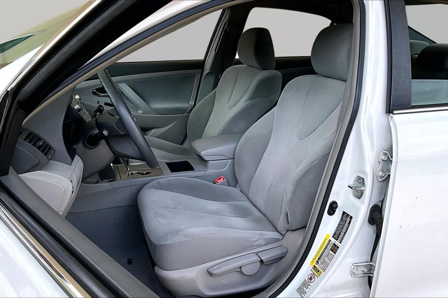 2009 Toyota Camry  Super White at AutoNation USA Houston