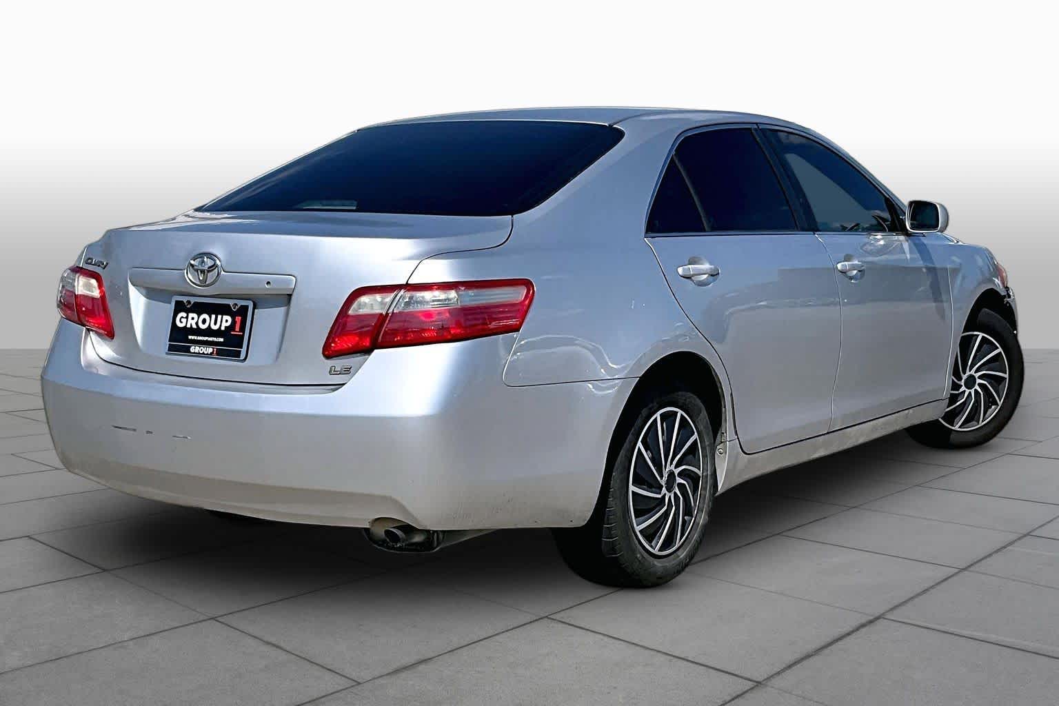 2009 Toyota Camry photo 11 of 31