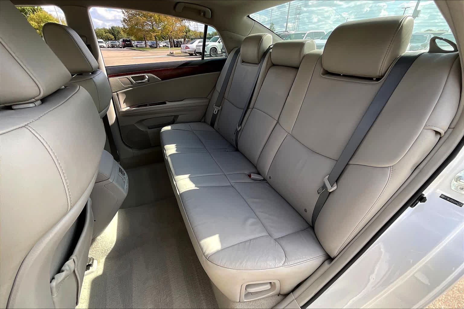 2012 Toyota Avalon  Blizzard Pearl at Lexus Southwest Houston