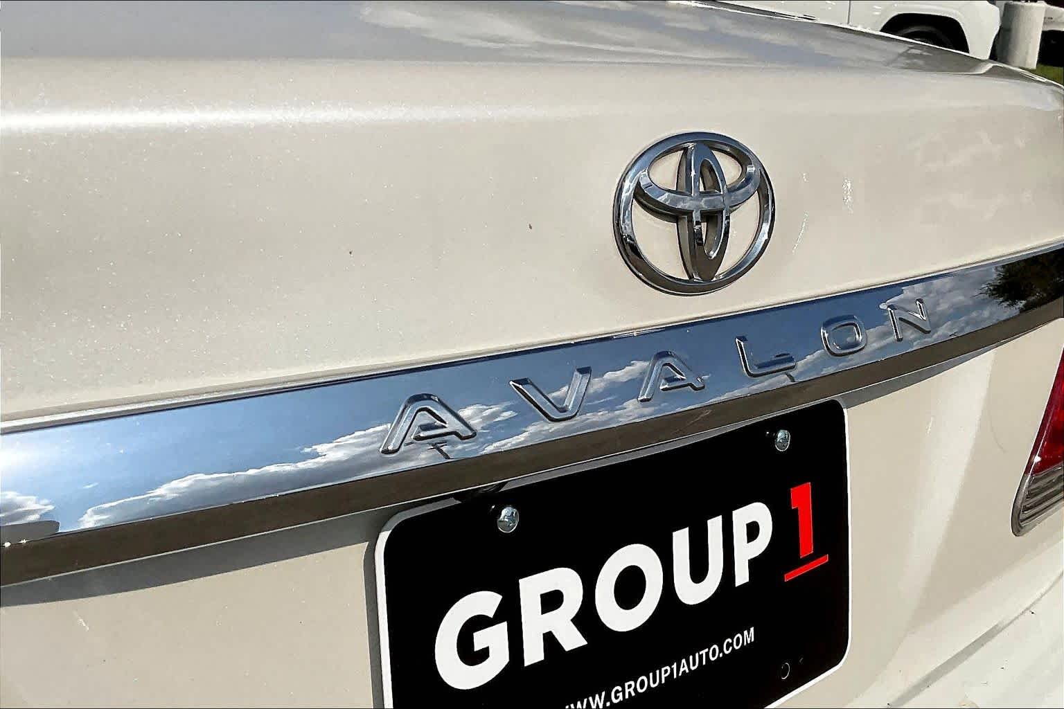 2012 Toyota Avalon  Blizzard Pearl at Lexus Southwest Houston