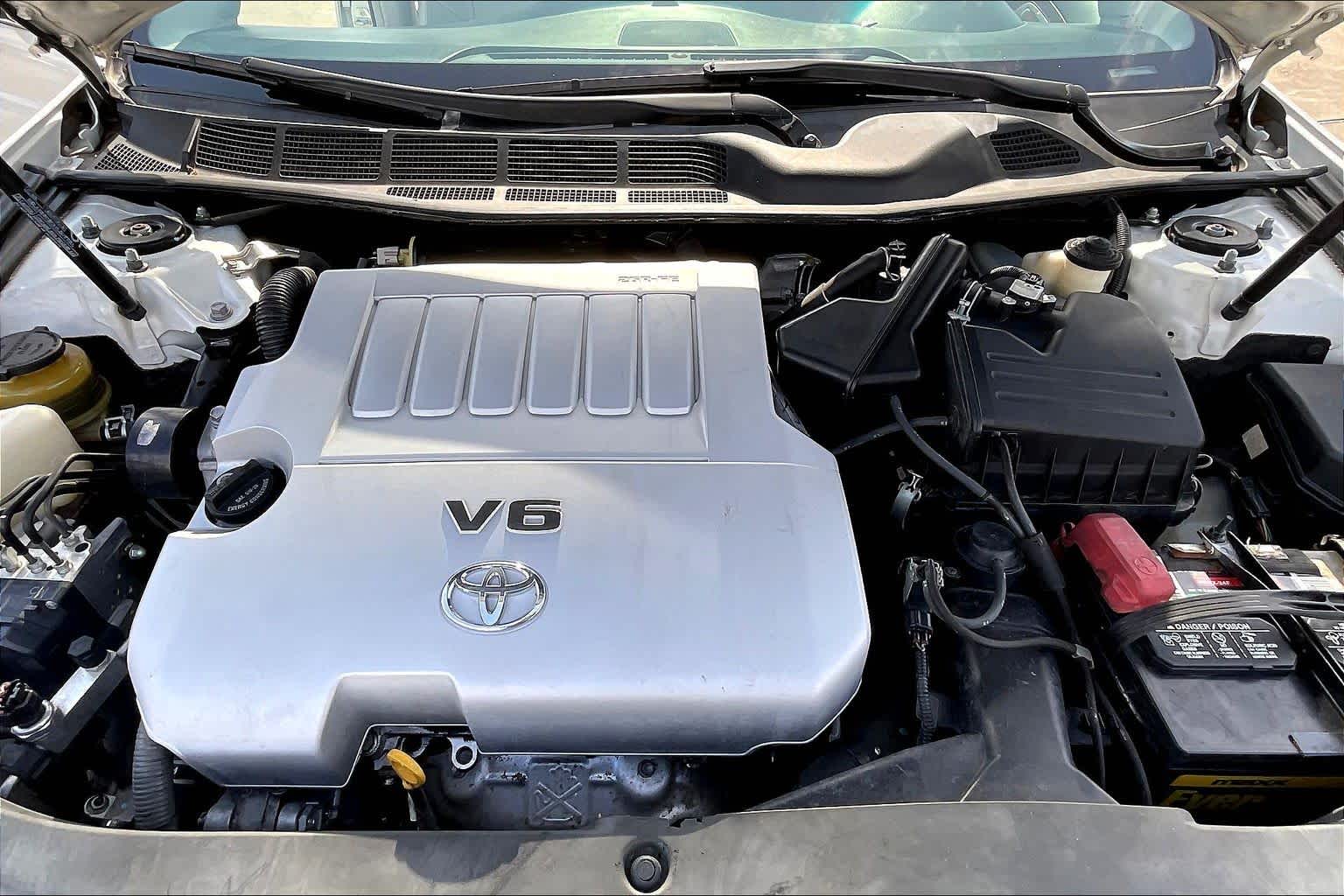 2012 Toyota Avalon  Blizzard Pearl at Lexus Southwest Houston