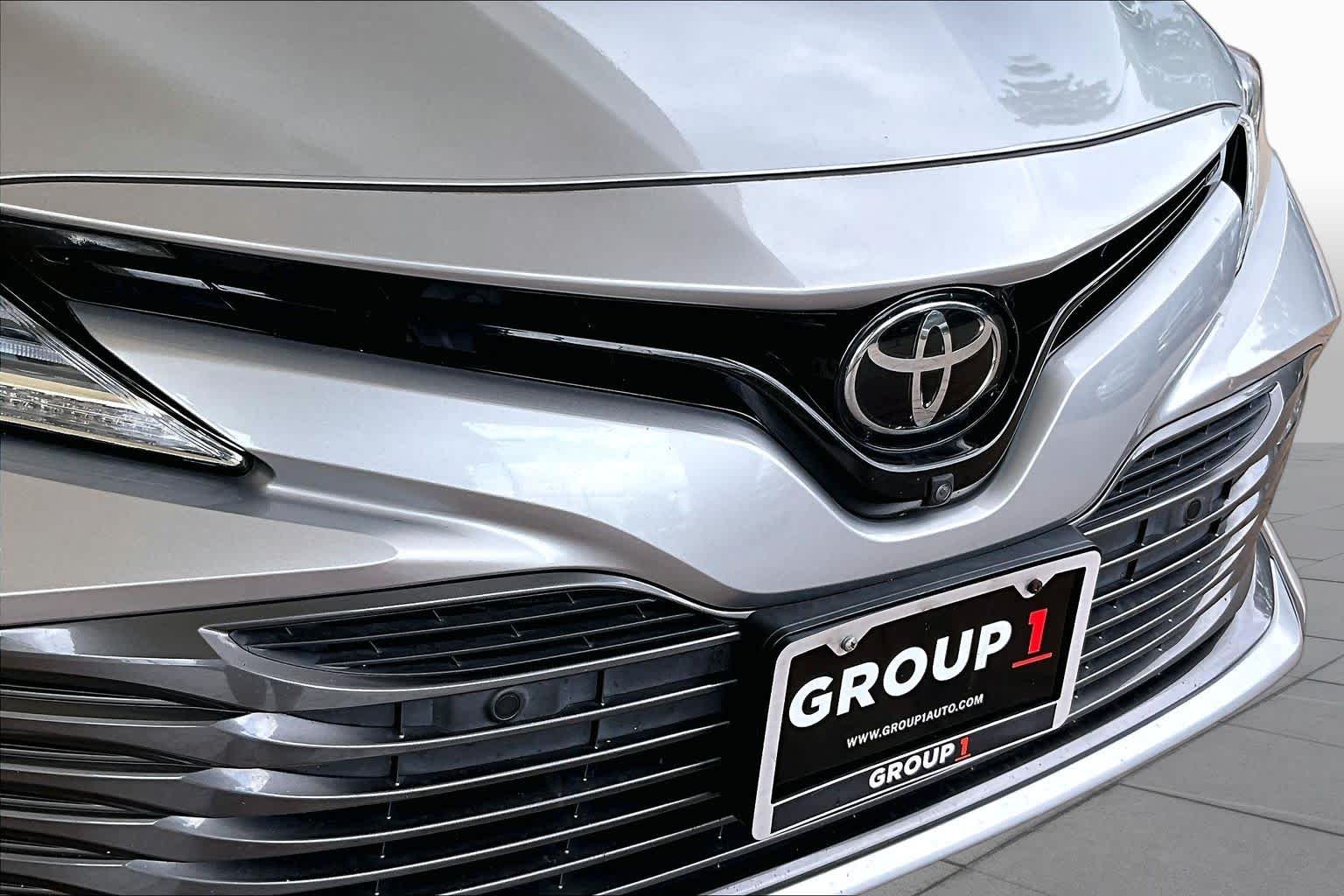 2018 Toyota Camry XLE V6 Celestial Silver Metallic at Beck & Masten Kia