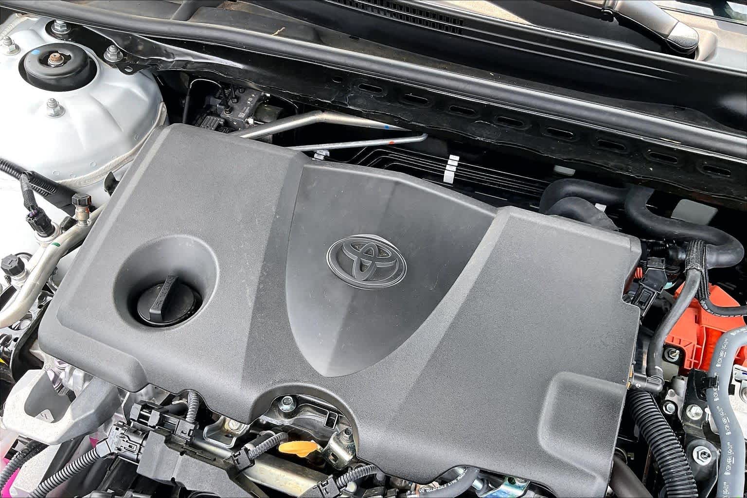 2025 Toyota Camry SE Ice Cap at Group 1 Toyota Southwest