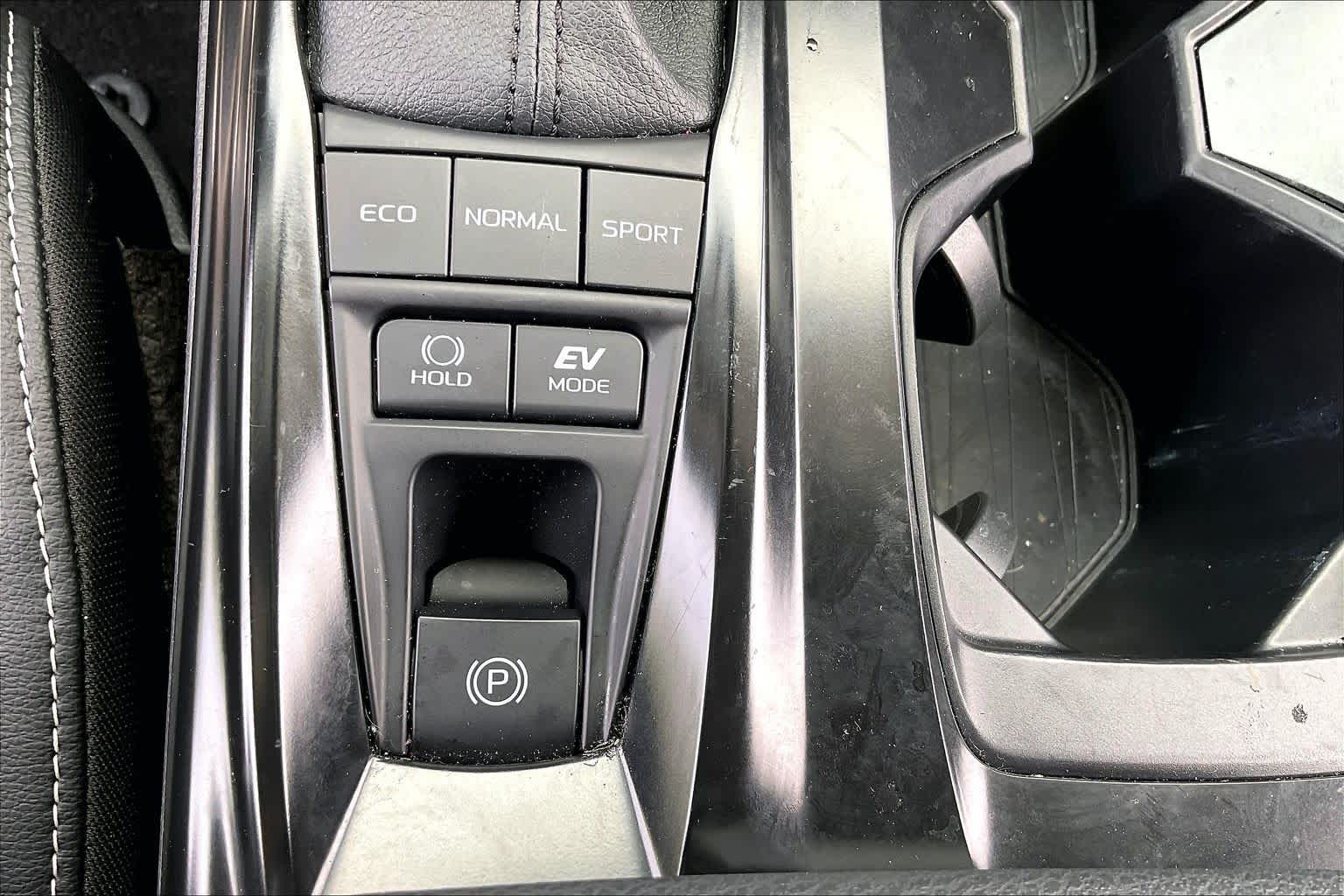 2025 Toyota Camry SE Ice Cap at Group 1 Toyota Southwest