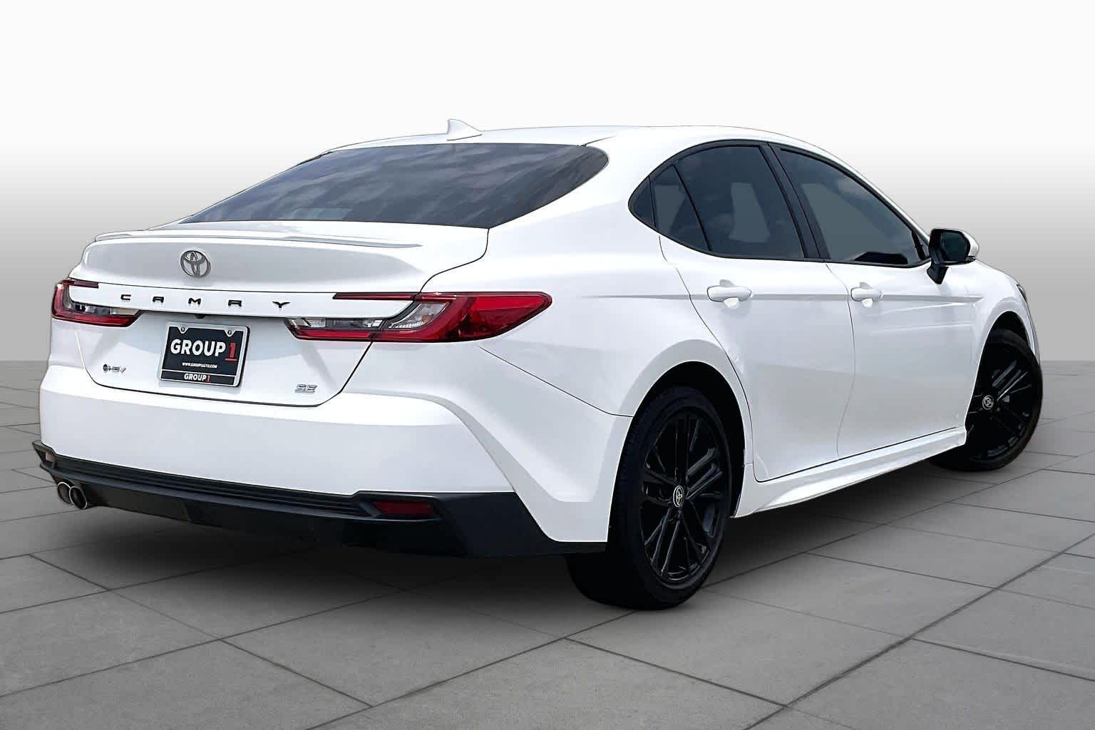 2025 Toyota Camry SE Ice Cap at Group 1 Toyota Southwest