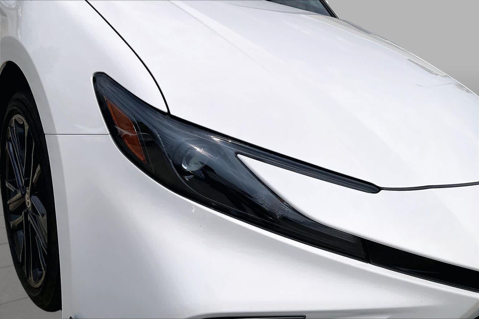 2025 Toyota Camry SE Ice Cap at Group 1 Toyota Southwest