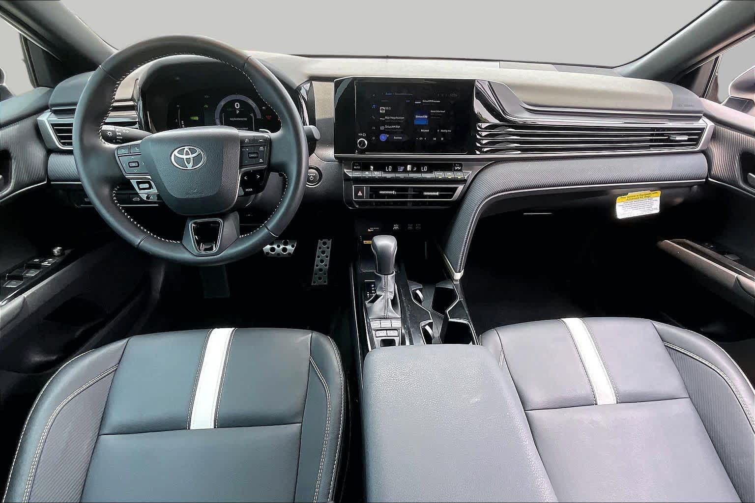 2025 Toyota Camry SE Ice Cap at Group 1 Toyota Southwest