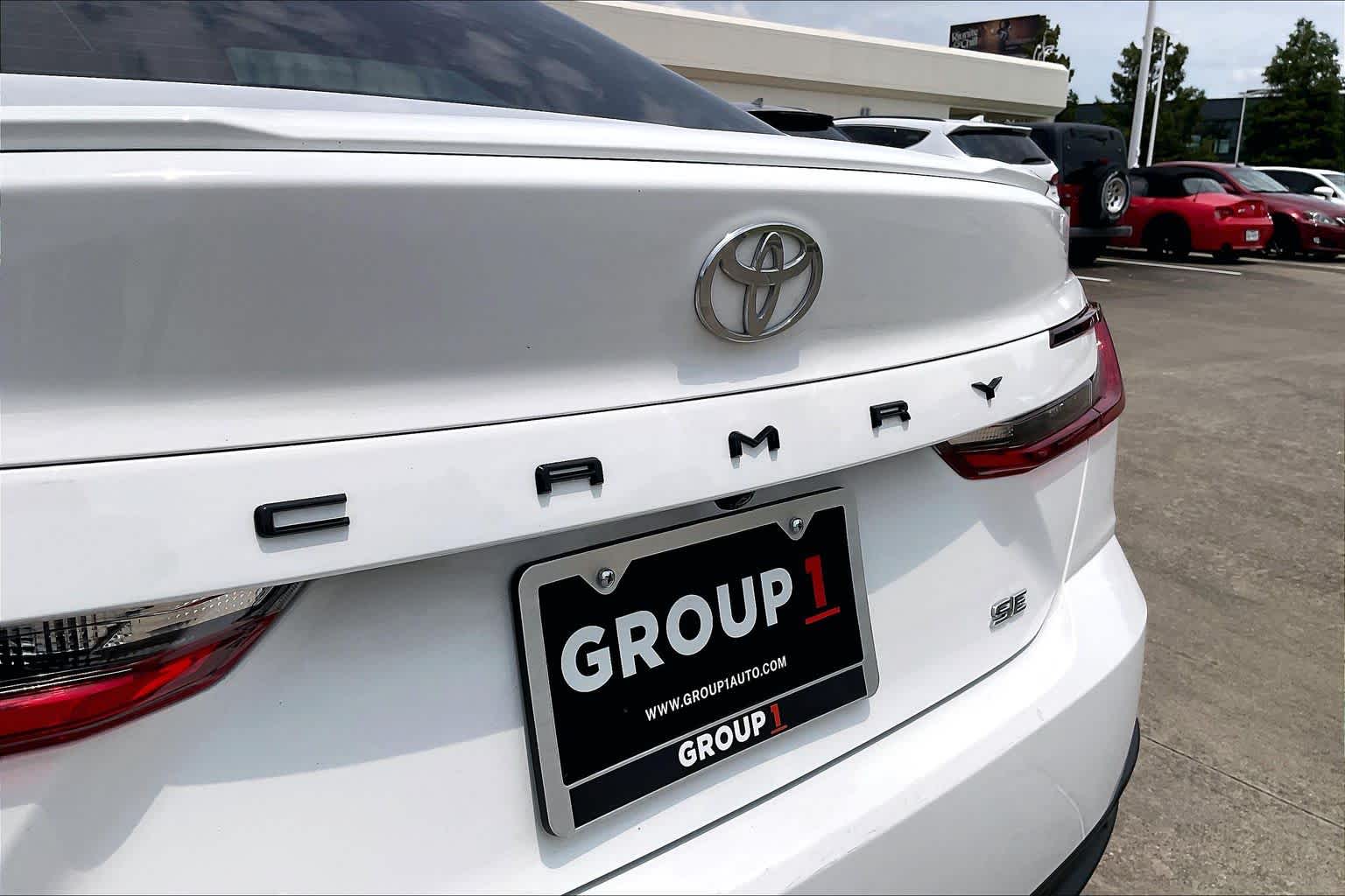 2025 Toyota Camry SE Ice Cap at Group 1 Toyota Southwest