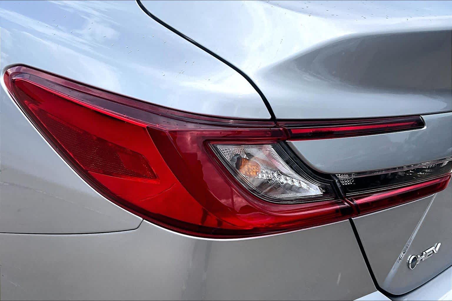 2025 Toyota Camry photo 28 of 34