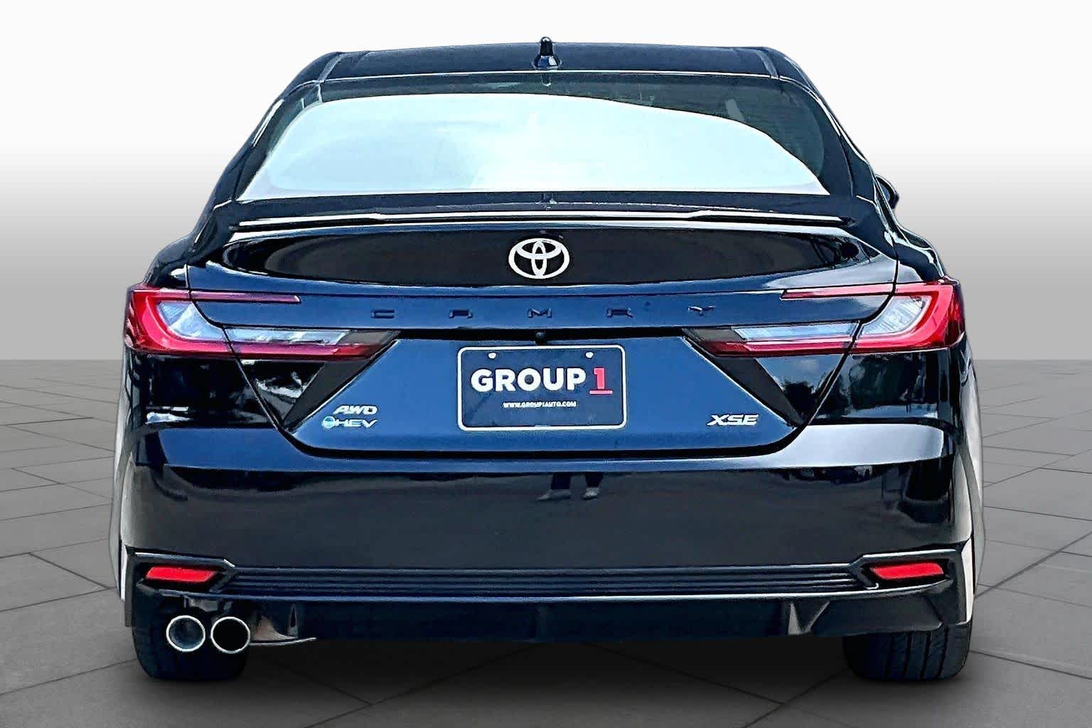 2025 Toyota Camry photo 5 of 35