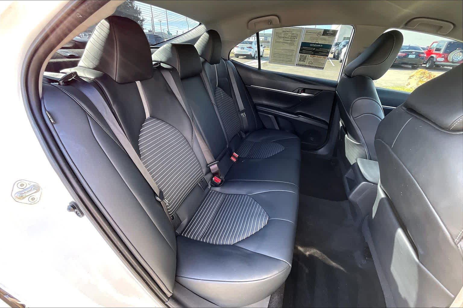 2020 Toyota Camry SE Super White at Mercedes-Benz of Houston North