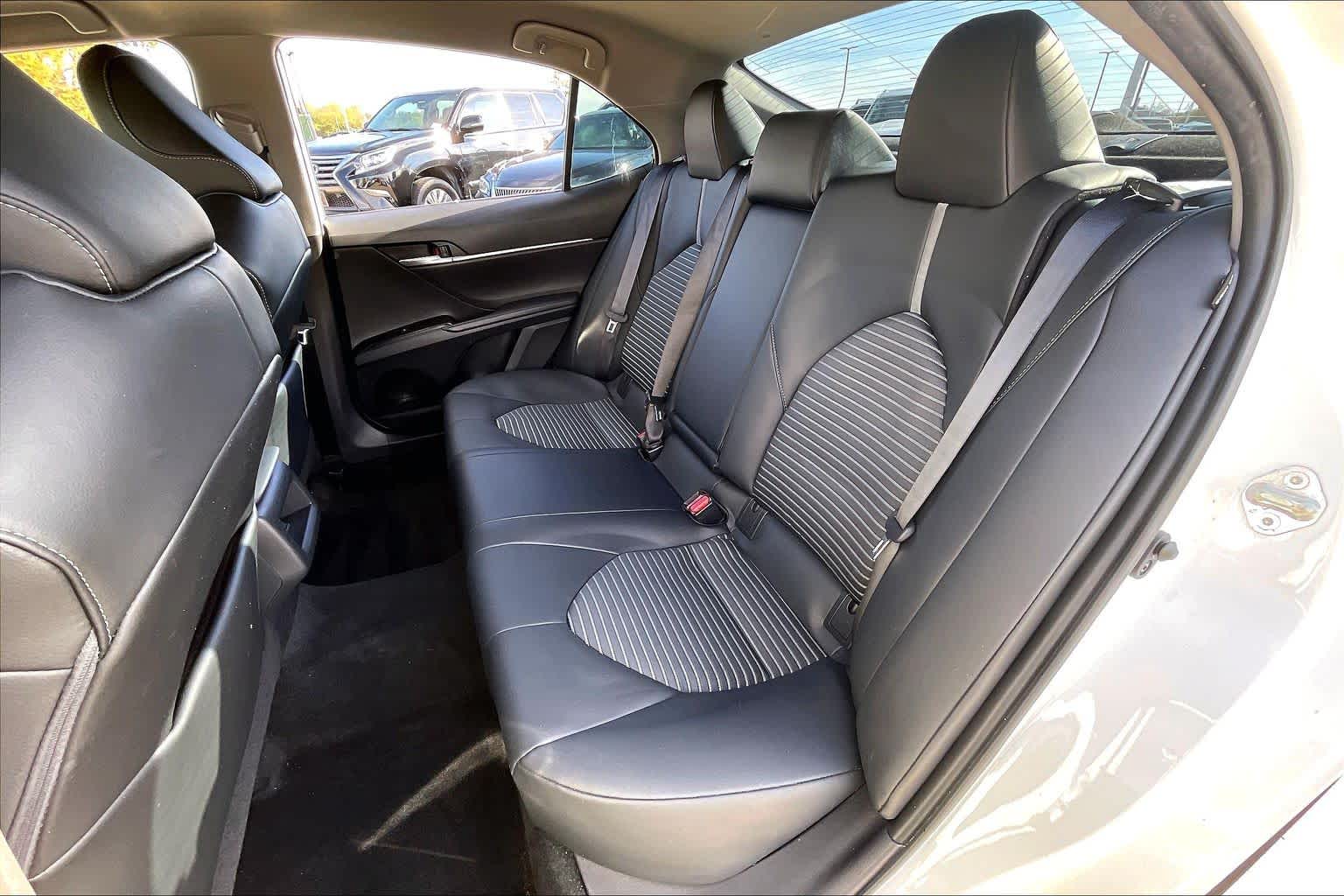 2020 Toyota Camry SE Super White at Mercedes-Benz of Houston North